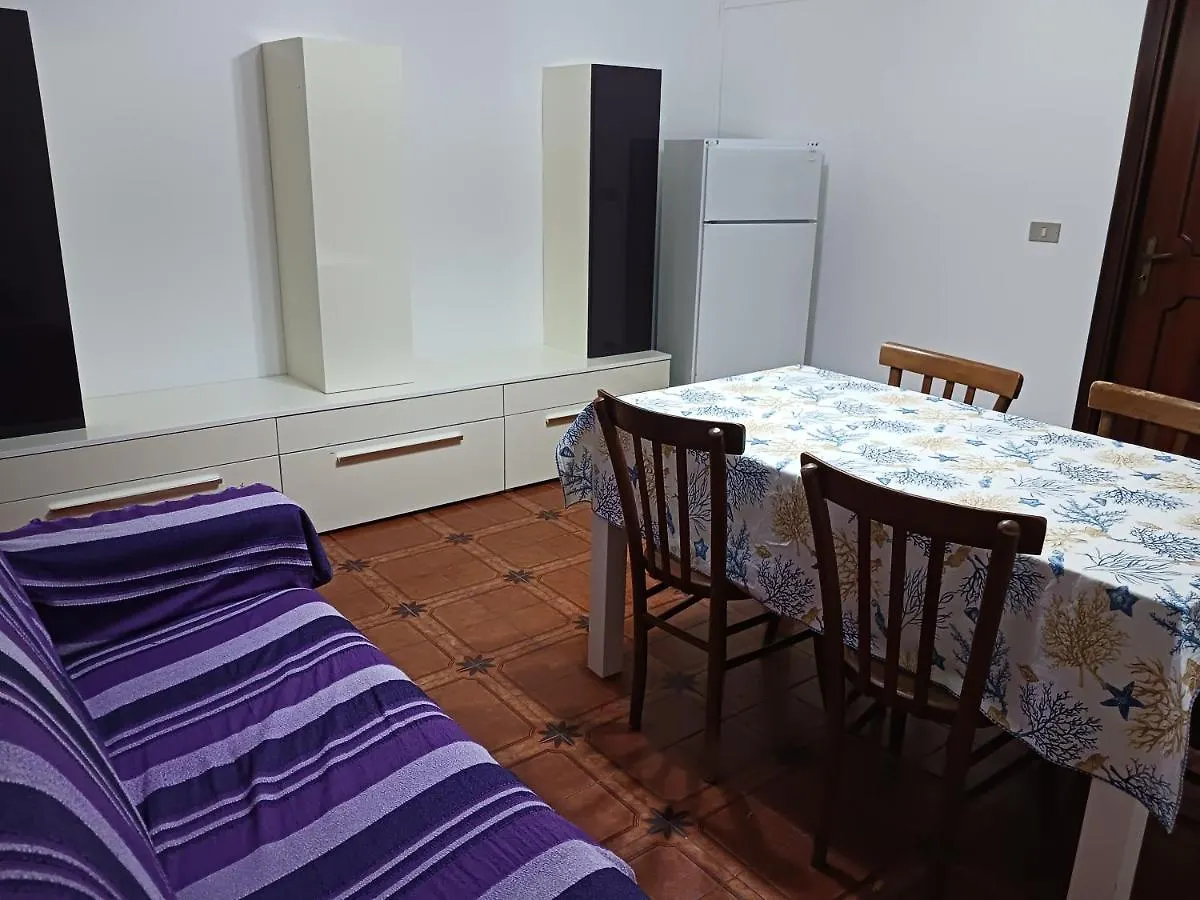 Bed & Breakfast Nora Casa Vacanze/Bed And Breakfast Pula Italien